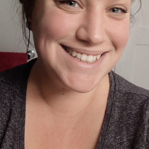 Meet your Posher, Samantha - Picture 1 of 1